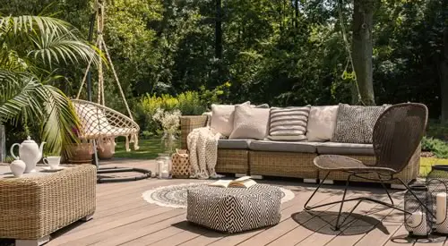 comfortable patio furniture